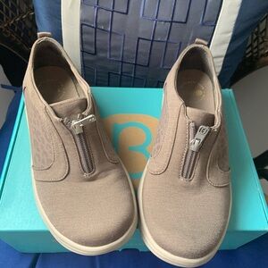 Bzees Taupe Slip-On Sneakers with Zipper